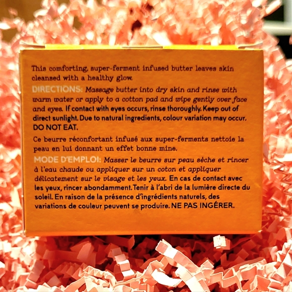 Elemis Superfood AHA Glow Cleansing Butter - Picture 2 of 2